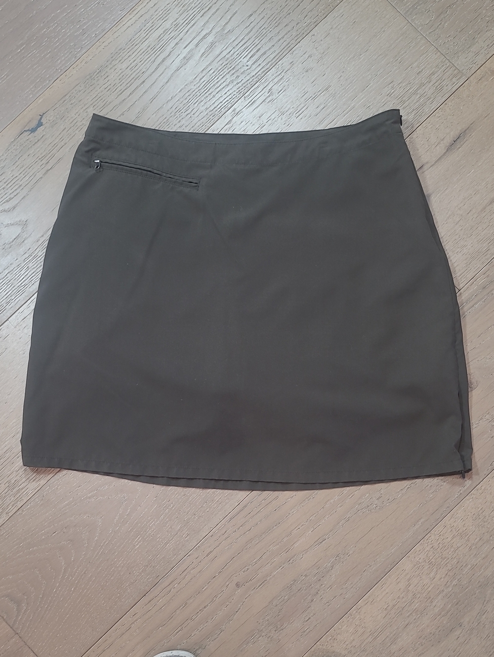 EUC Patagonia Duway Skort Women's sz 10 Olive Green Hiking Outdoors Skirt